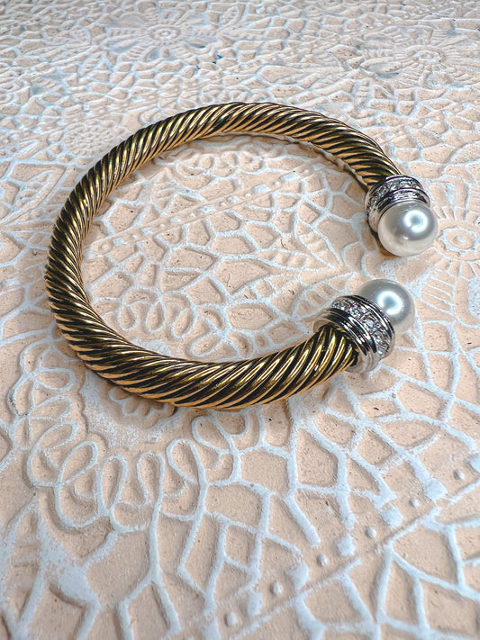 Large Pearl Twisted Cable Bracelet